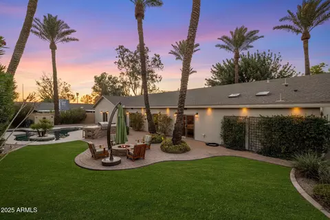 2803 E Sherran Ln, Phoenix, AZ 85016 photo 40