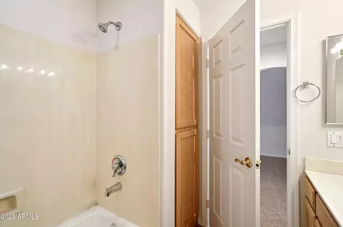 Bath - 45 E 9th Pl #31, Mesa, AZ 85201 photo 1 of 4
