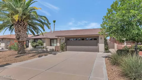 26602 S Nicklaus Dr, Sun Lakes, AZ 85248