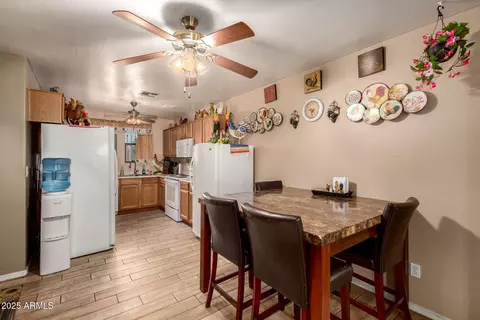 1712 Encinas Ln, Phoenix, AZ 85040 photo 7