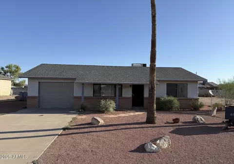 8750 W Reventon Dr, Arizona City, AZ 85123
