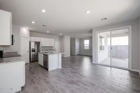 2610 E Bluff Spring Ave, Apache Junction, AZ 85119 photo 12