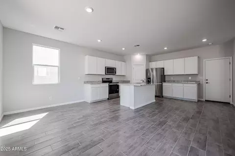 2610 E Bluff Spring Ave, Apache Junction, AZ 85119 photo 11