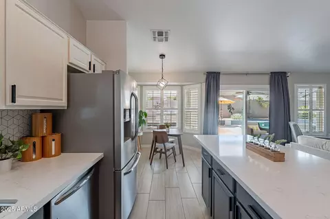 1123 E Betsy Ln, Gilbert, AZ 85296 photo 12
