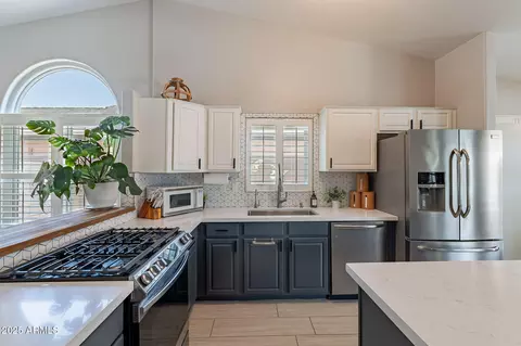 1123 E Betsy Ln, Gilbert, AZ 85296 photo 13
