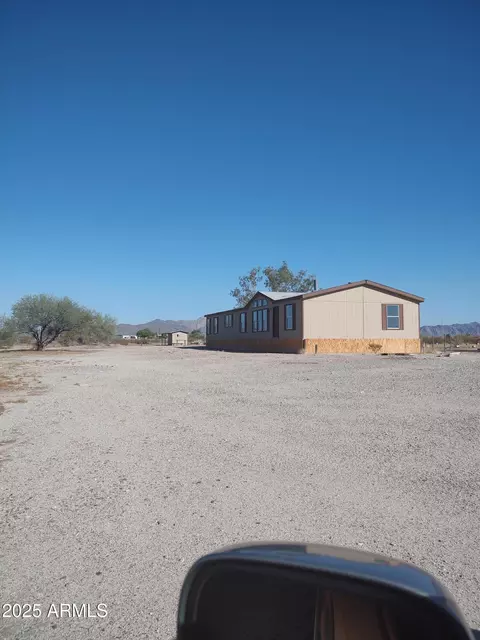 65623 Hall St, Salome, AZ 85348