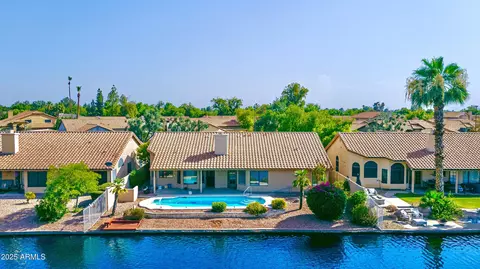 514 E Stonebridge Dr, Gilbert, AZ 85234