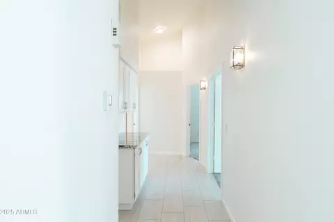 Entry Way - 514 E Stonebridge Dr, Gilbert, AZ 85234 photo 6 of 7