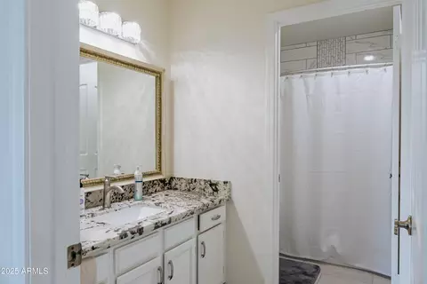 Bath - 514 E Stonebridge Dr, Gilbert, AZ 85234 photo 1 of 7