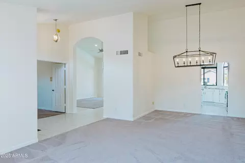 Living - 514 E Stonebridge Dr, Gilbert, AZ 85234 photo 5 of 9