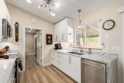Kitchen - 3410 E Libby St, Phoenix, AZ 85032 photo 1 of 3