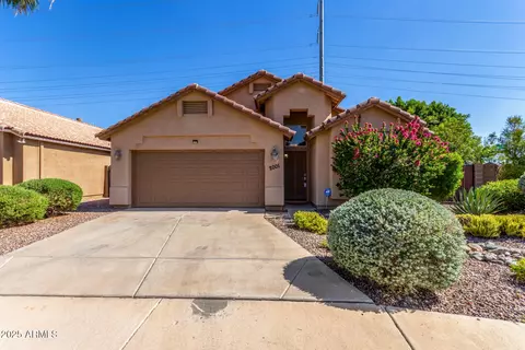 Exterior - 2001 E Renee Dr, Phoenix, AZ 85024 photo 1 of 3