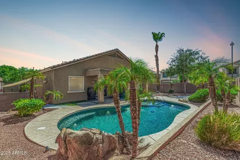 14262 W Gelding Dr, Surprise, AZ 85379