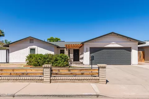 2110 E Dolphin Ave, Mesa, AZ 85204