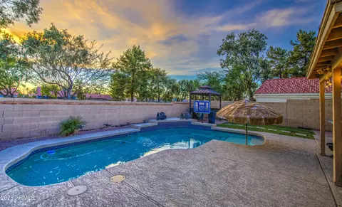Exterior - 538 N Cobblestone St, Gilbert, AZ 85234 photo 15 of 20