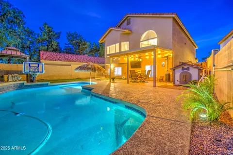 Exterior - 538 N Cobblestone St, Gilbert, AZ 85234 photo 17 of 20