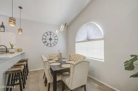 Dining - 538 N Cobblestone St, Gilbert, AZ 85234 photo 1 of 3
