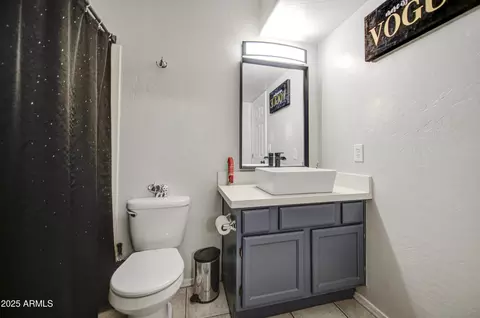 Bath - 538 N Cobblestone St, Gilbert, AZ 85234 photo 7 of 7
