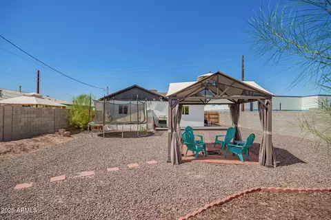 1815 Encinas Ln, Phoenix, AZ 85040 photo 24