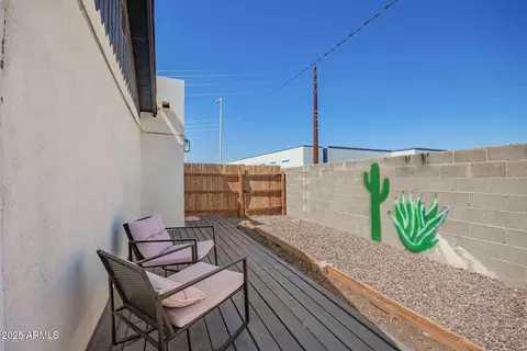 1815 Encinas Ln, Phoenix, AZ 85040 photo 23