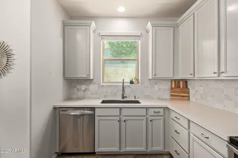 3329 E Roland St, Mesa, AZ 85213 photo 12