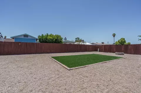 Exterior - 3331 W Libby St, Phoenix, AZ 85053 photo 2 of 7