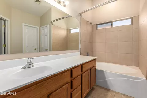 Bath - 3337 E Warbler Rd, Gilbert, AZ 85297 photo 1 of 2