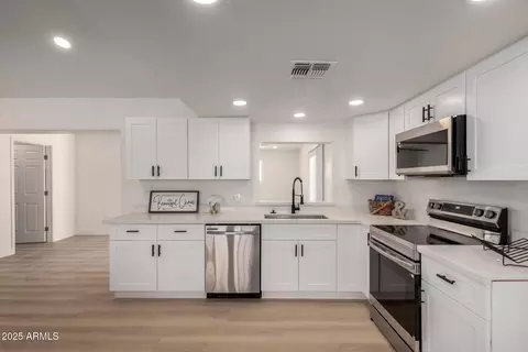 742 E 9th Ave, Mesa, AZ 85204