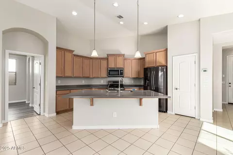 Kitchen - 10208 E Theorem Dr, Mesa, AZ 85212 photo 3 of 5