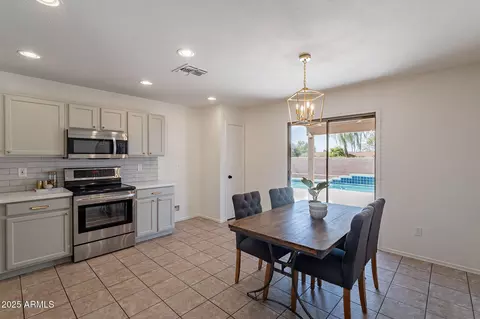1106 E Pedro Rd, Phoenix, AZ 85042 photo 11