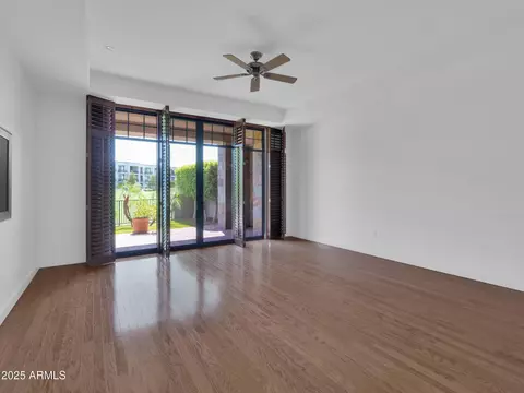 Living - 2 Biltmore Est #115, Phoenix, AZ 85016 photo 11 of 13
