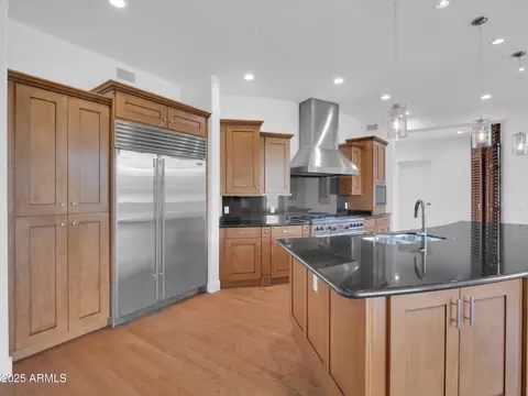 Kitchen - 2 Biltmore Est #115, Phoenix, AZ 85016 photo 3 of 6