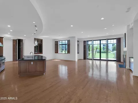 Living - 2 Biltmore Est #115, Phoenix, AZ 85016 photo 2 of 13