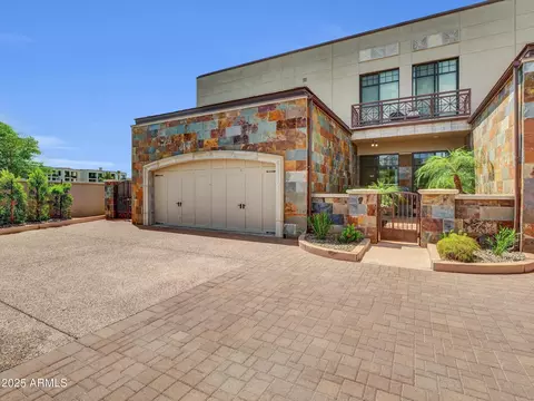 Exterior - 2 Biltmore Est #115, Phoenix, AZ 85016 photo 14 of 19