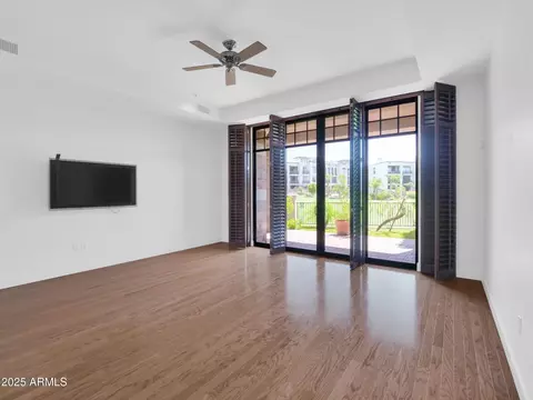 Living - 2 Biltmore Est #115, Phoenix, AZ 85016 photo 12 of 13