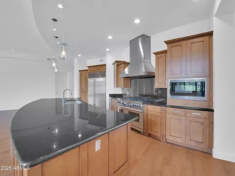 Kitchen - 2 Biltmore Est #115, Phoenix, AZ 85016 photo 2 of 6
