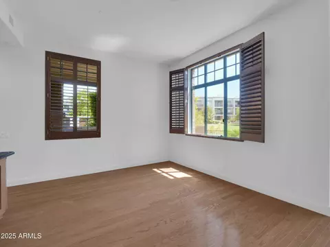 Living - 2 Biltmore Est #115, Phoenix, AZ 85016 photo 8 of 13