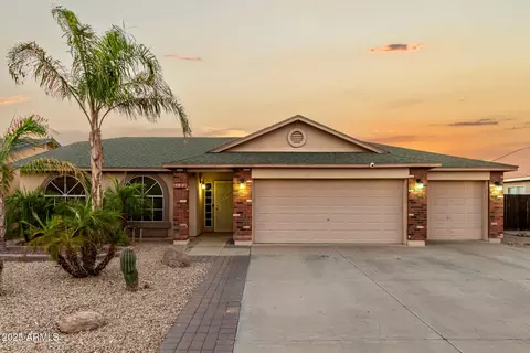 4886 E Magnus Dr, San Tan Valley, AZ 85140