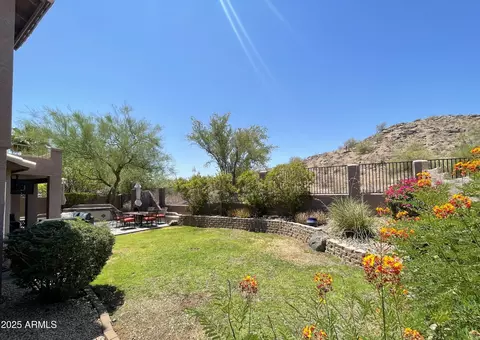Exterior - 2205 E Granite View Dr, Phoenix, AZ 85048 photo 3 of 8