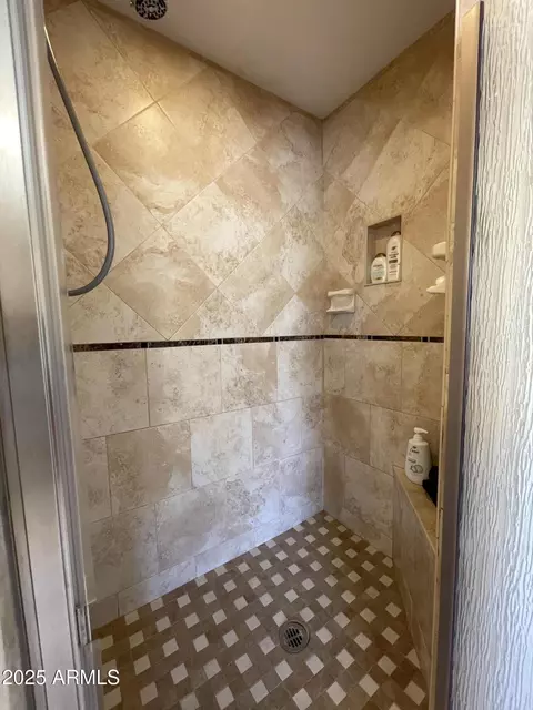 Bath - 2205 E Granite View Dr, Phoenix, AZ 85048 photo 6 of 6