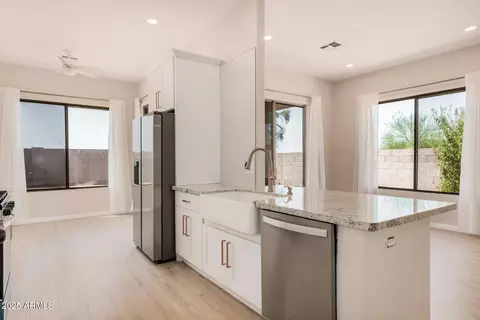 Other - 4701 E Prickly Pear Trl, Phoenix, AZ 85050 photo 4 of 15