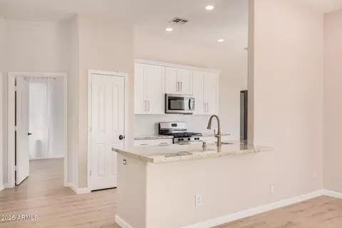 Entry Way - 4701 E Prickly Pear Trl, Phoenix, AZ 85050 photo 1 of 2