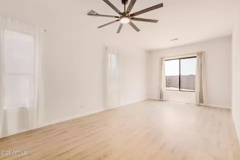 Living - 4701 E Prickly Pear Trl, Phoenix, AZ 85050 photo 5 of 5