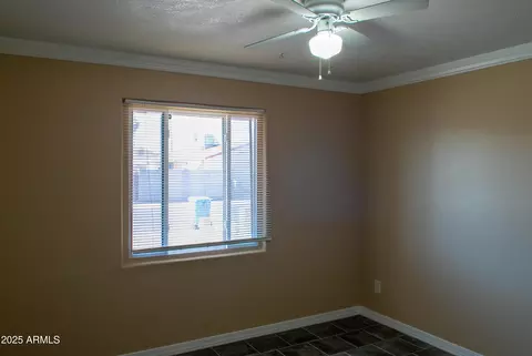 2007 N 67th Dr, Phoenix, AZ 85035 photo 6