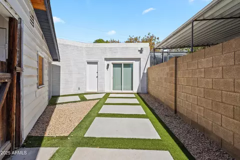 Exterior - 4536 N 18th Dr, Phoenix, AZ 85015 photo 6 of 6