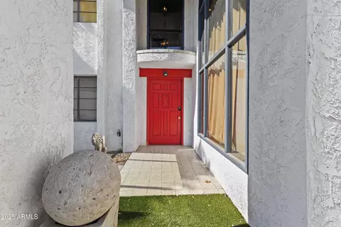 Entry Way - 4536 N 18th Dr, Phoenix, AZ 85015 photo 1 of 4