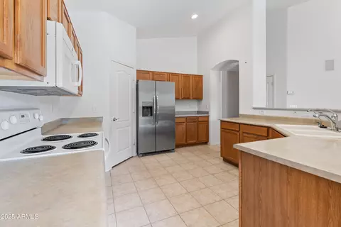 10326 E Idaho Ave, Mesa, AZ 85209 photo 8