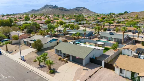 847 E Paradise Ln E, Phoenix, AZ 85022 photo 25