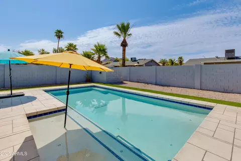 847 E Paradise Ln E, Phoenix, AZ 85022 photo 18