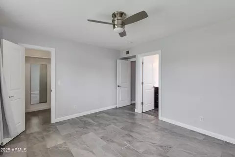 847 E Paradise Ln E, Phoenix, AZ 85022 photo 10